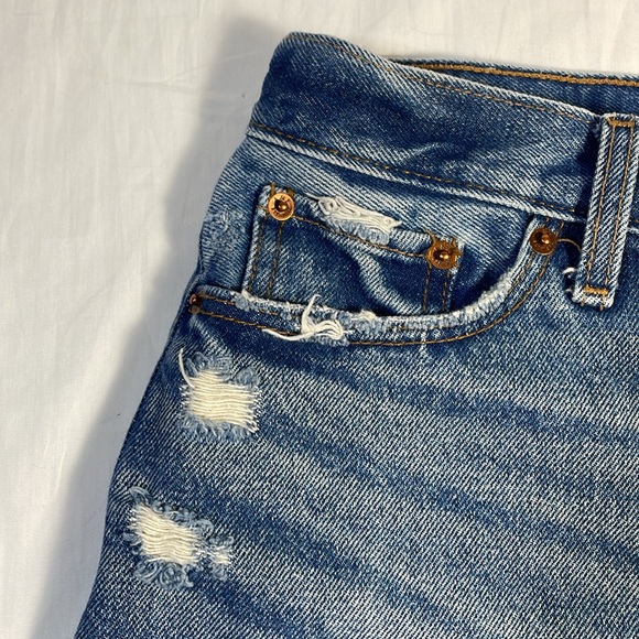 Abercrombie and Fitch Annie High Rise Short Shorts Size 27 / 4 Cut Off Denim - Picture 4 of 7